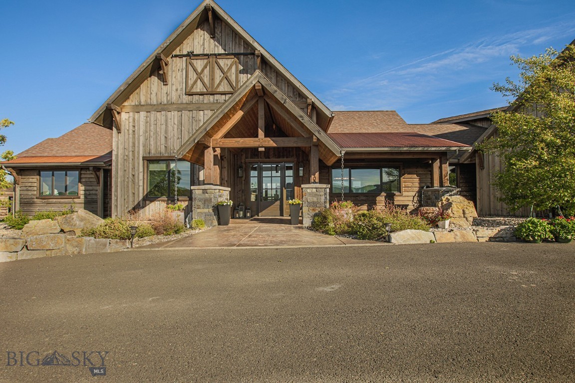 11 Howard Beer Road, Clancy