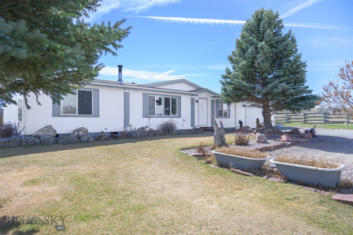 388 Pickering, Willow Creek