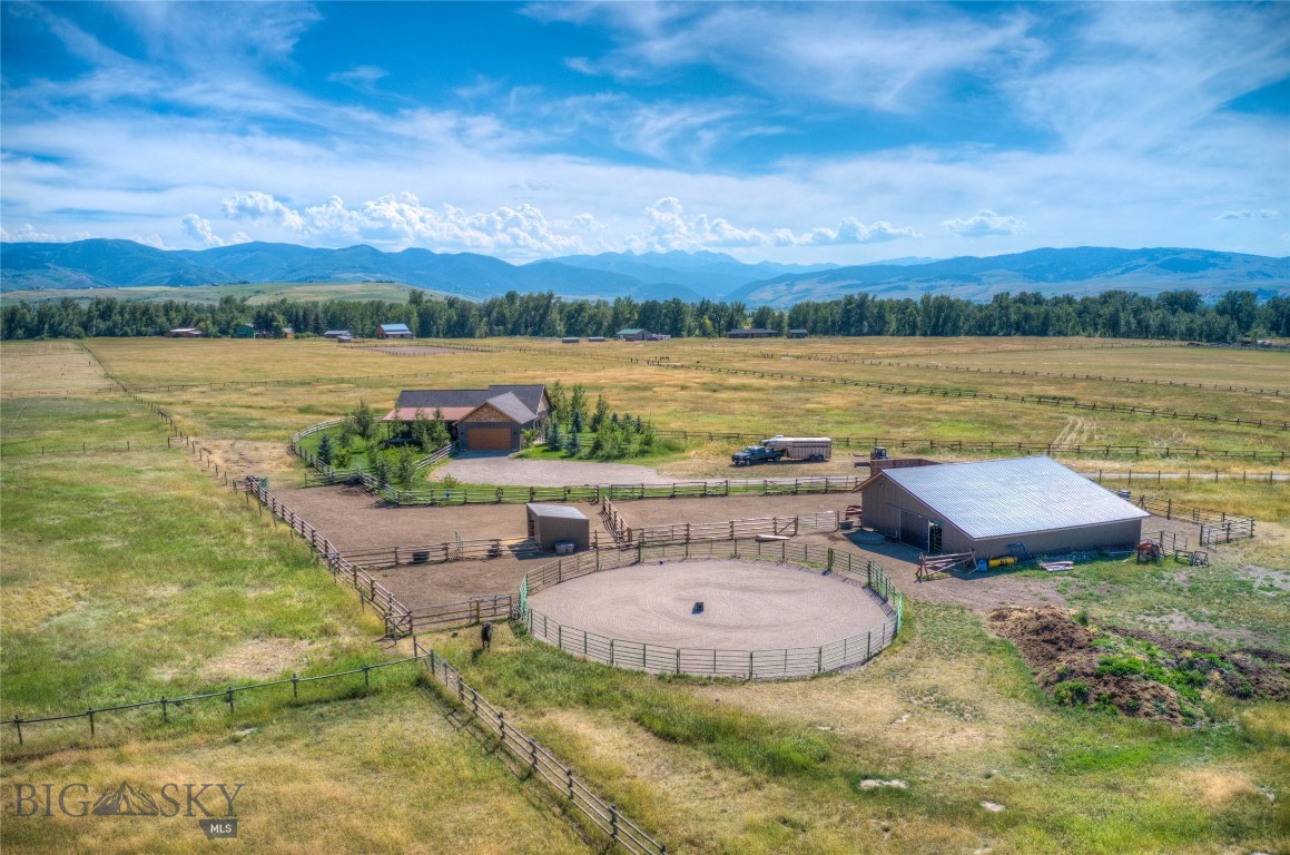 11762 Gooch Hill Road, Gallatin Gateway