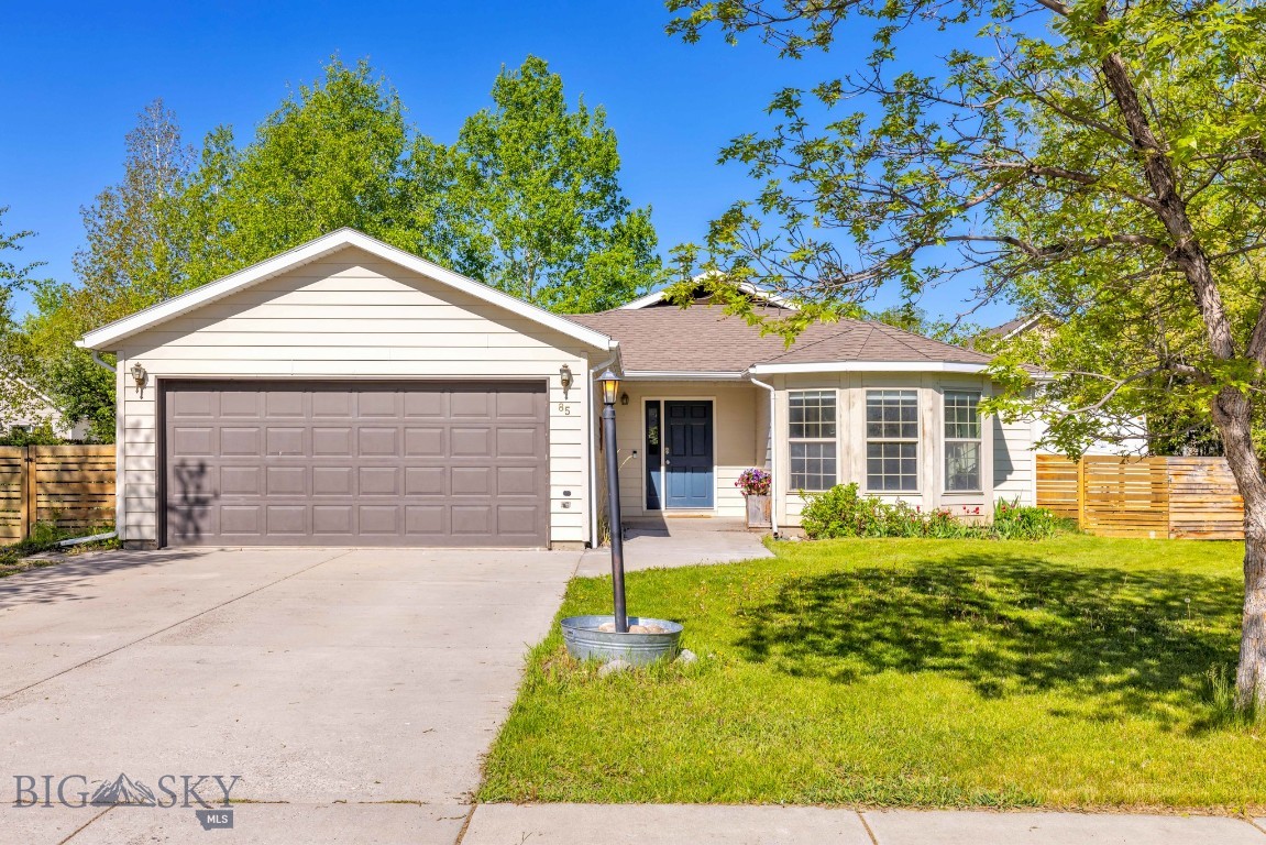 85 Shallow Brook Lane, Belgrade