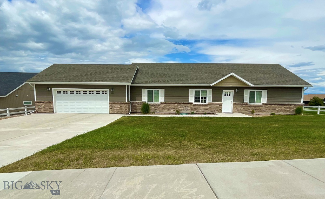 121 Ridge Court, Dillon