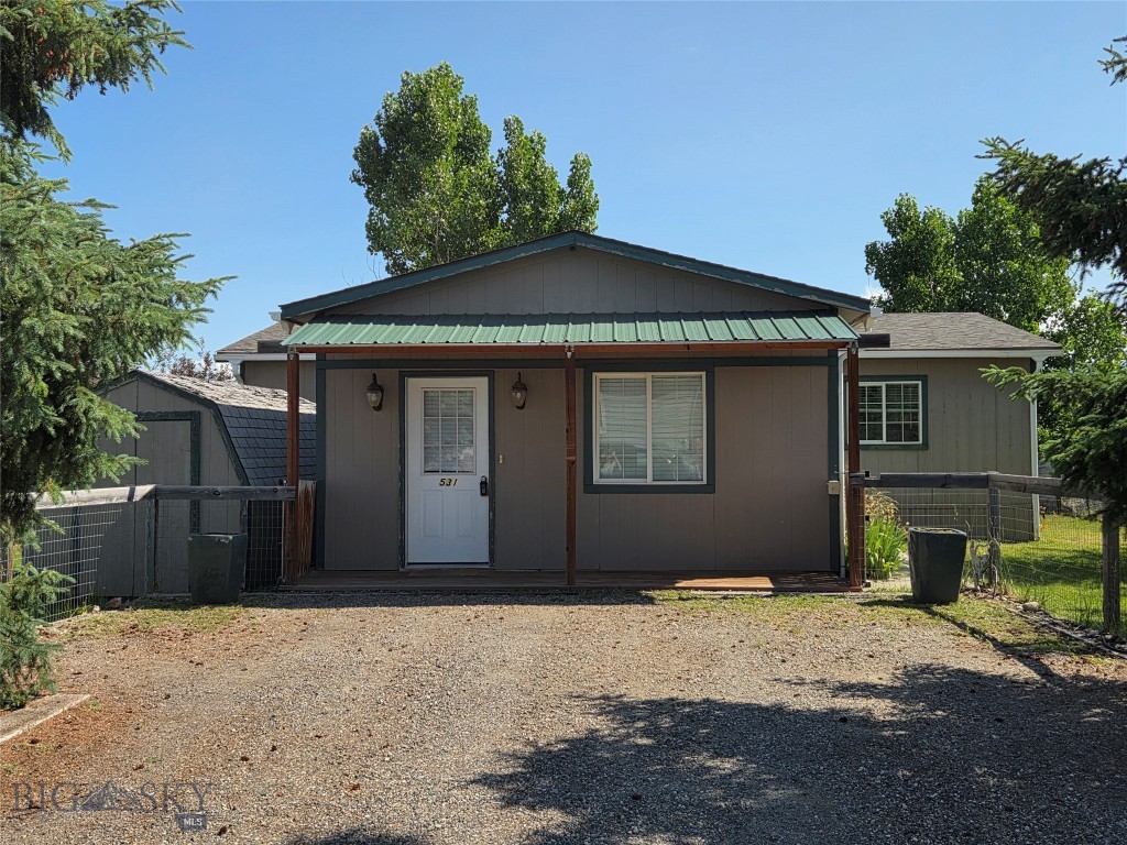 531 Westwood Circle, Belgrade