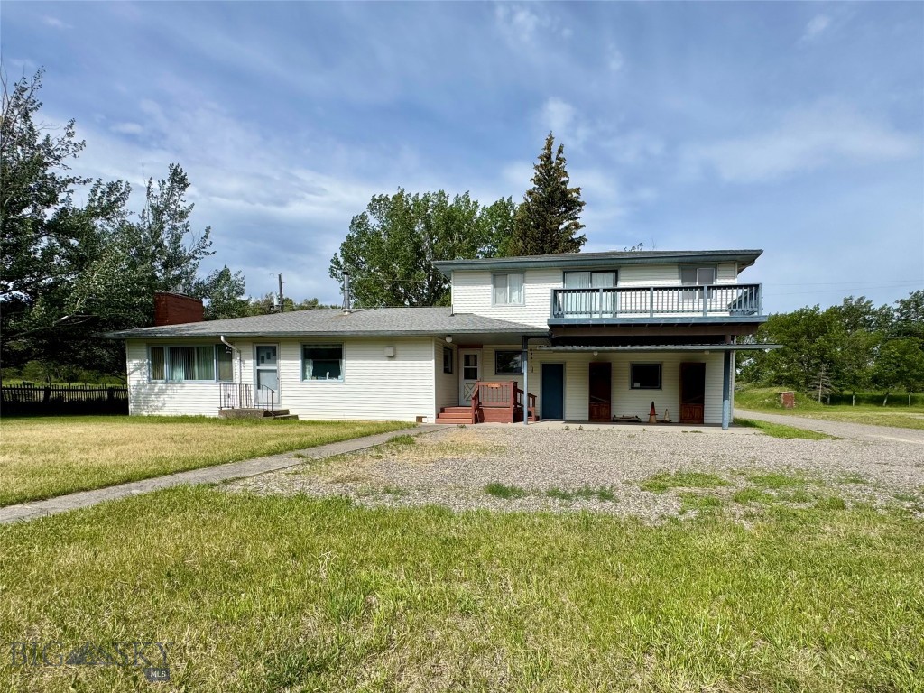 42 Strong Ln, Livingston