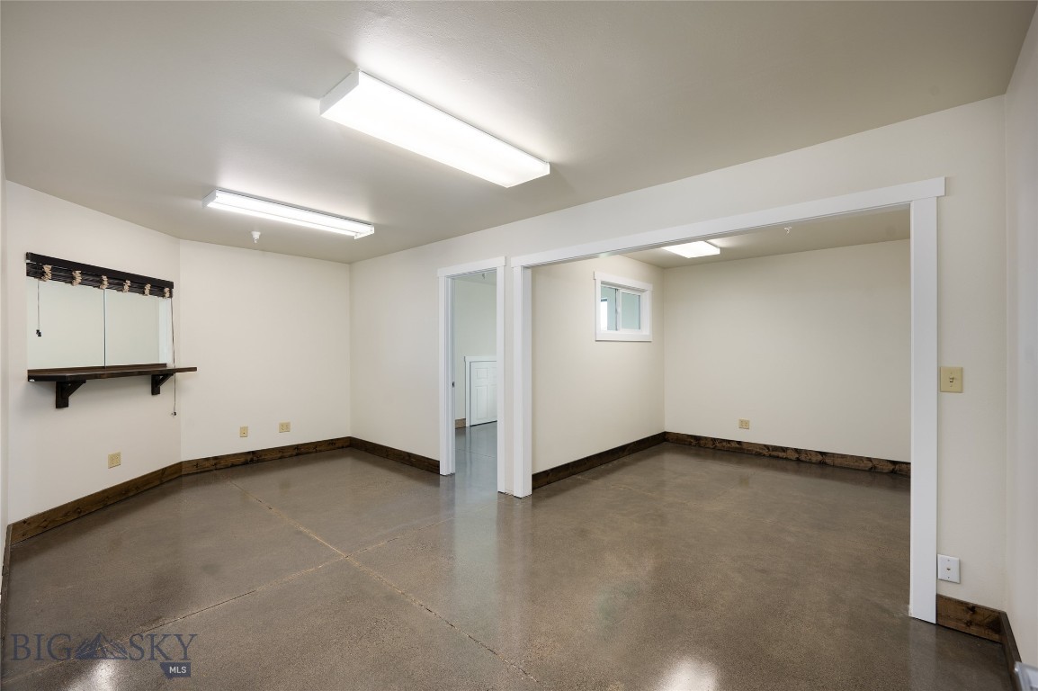1172 Happy Lane, Belgrade