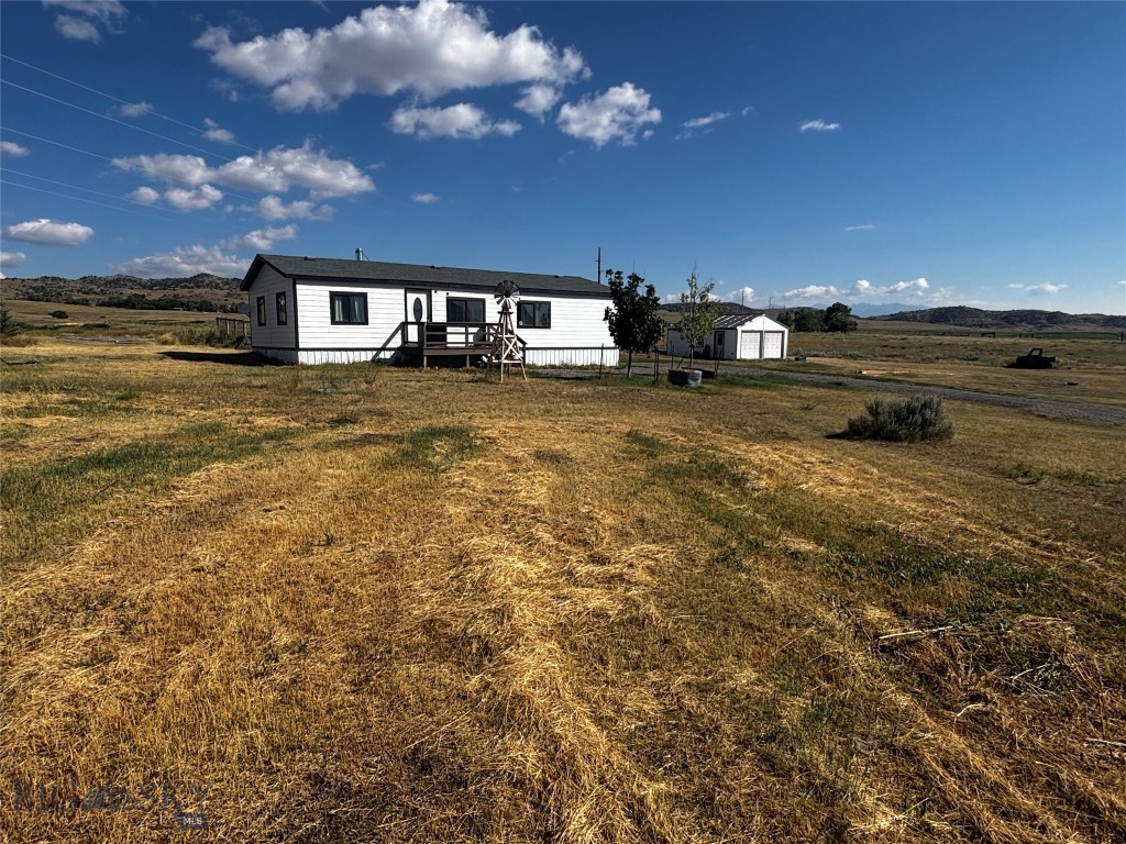 12 Chesapeake Drive, Livingston