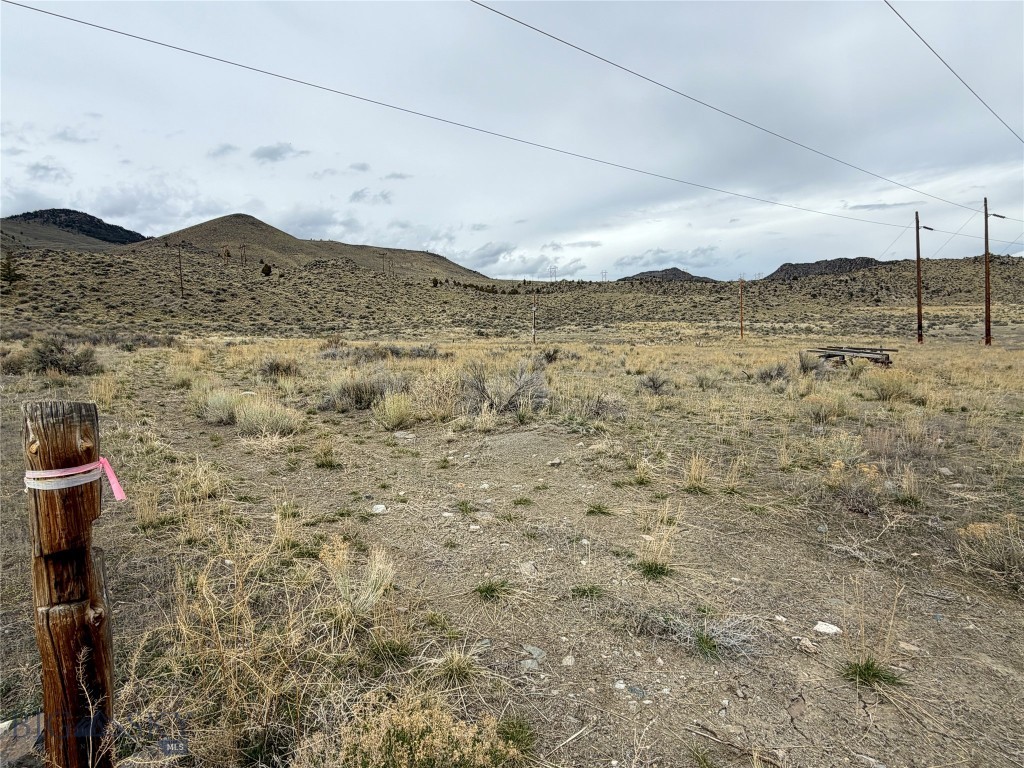3021 Big Horn Road, Melrose, Montana