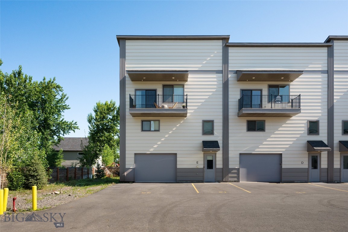 223 New Ventures Drive E, Bozeman