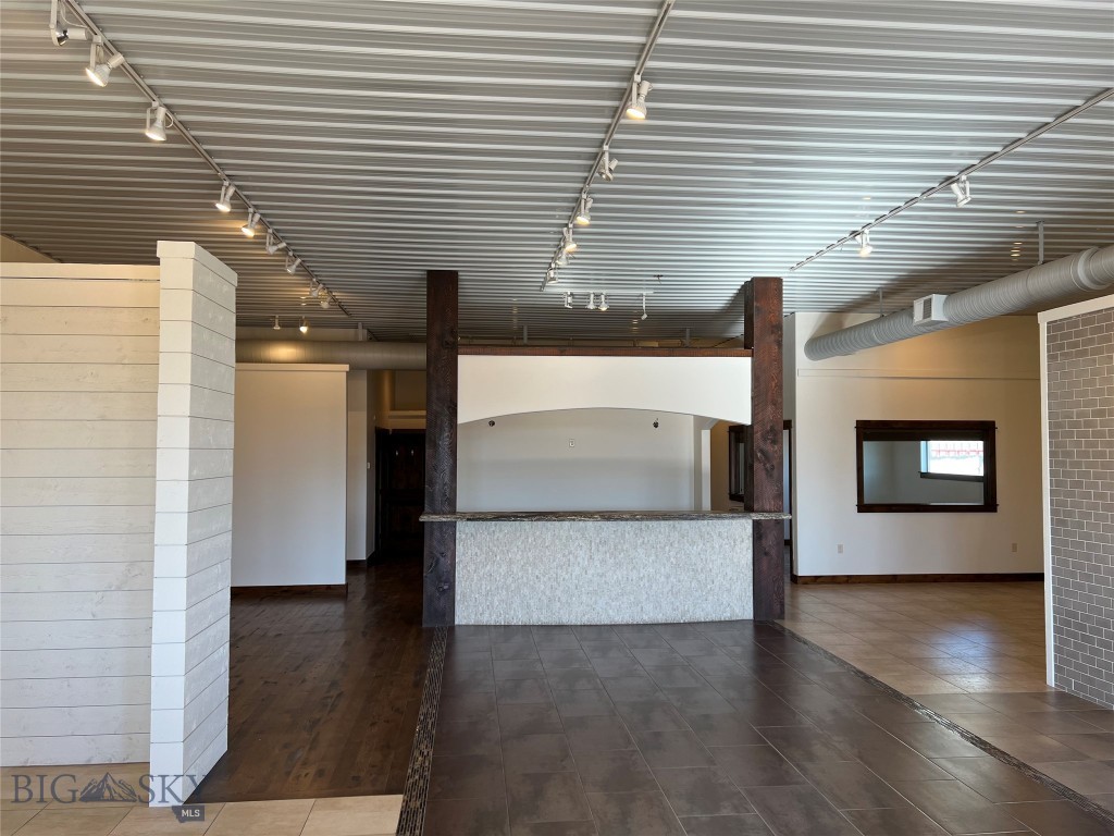 80085 Gallatin Road I, Bozeman, Montana