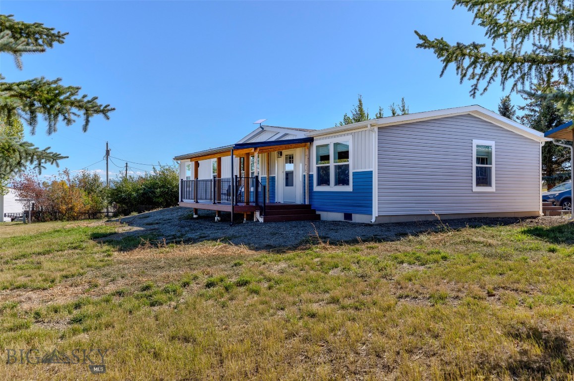 314 Hannaford Street N, Wilsall, Montana