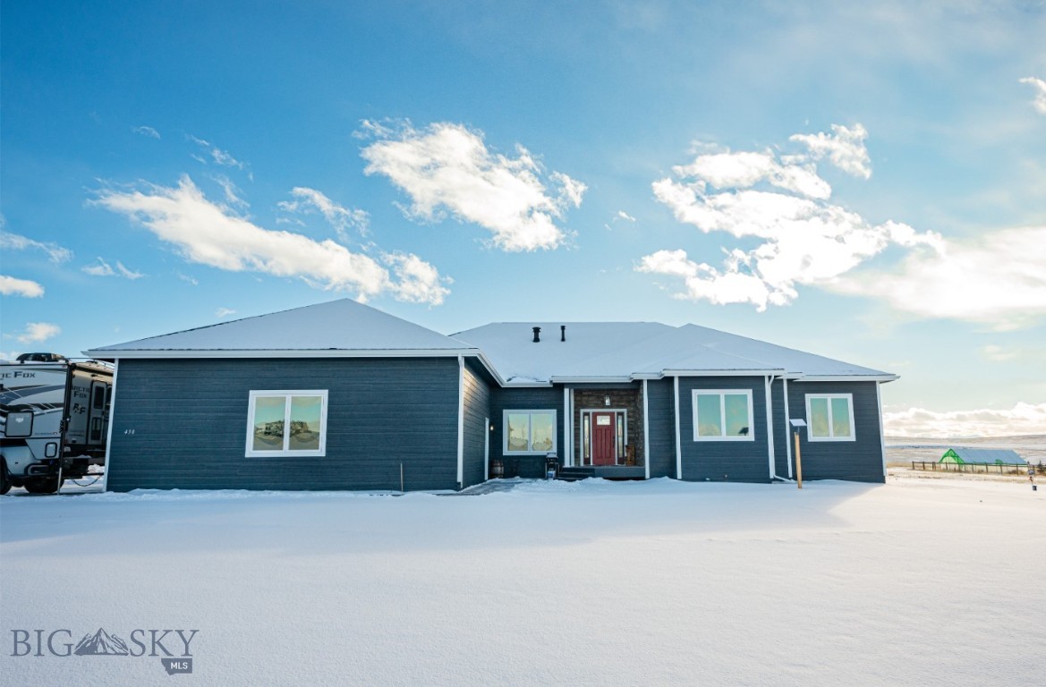 430 Ten Peaks Drive, Dillon