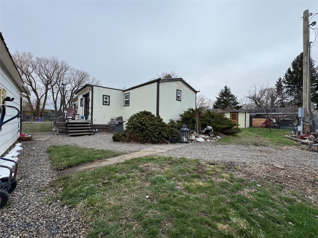 122 S P St., Livingston