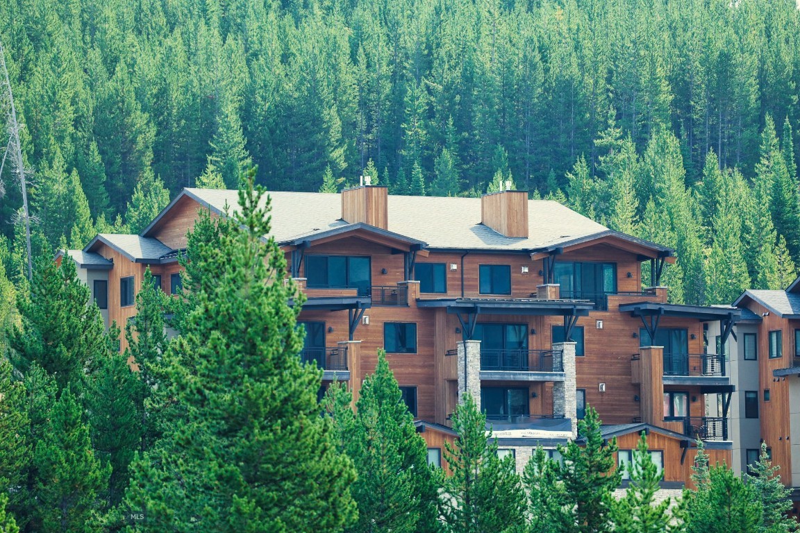 2D Summit View - 401D, Big Sky