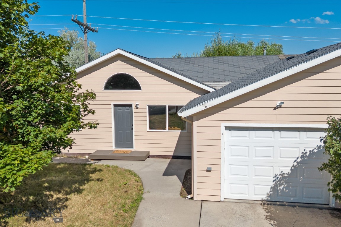 1406 Wineglass Lane, Livingston