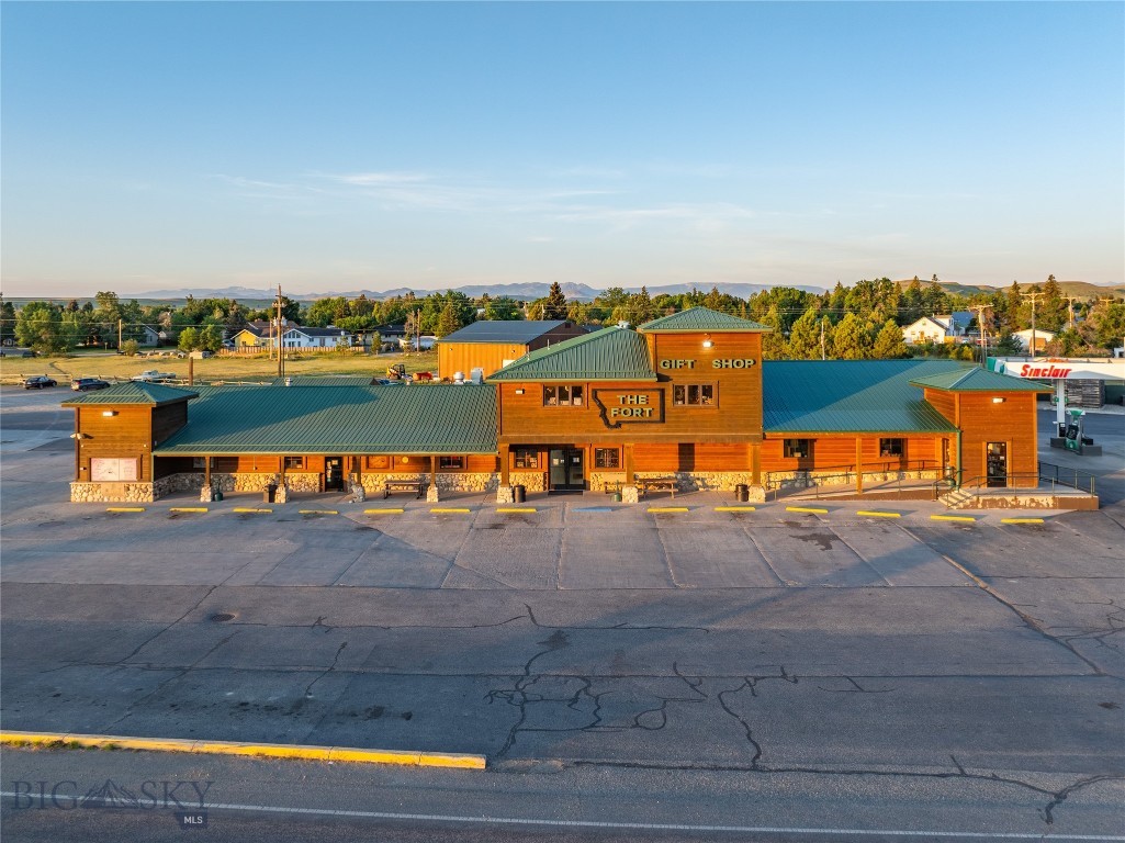 228 Big Timber Loop Rd Highway, Big Timber