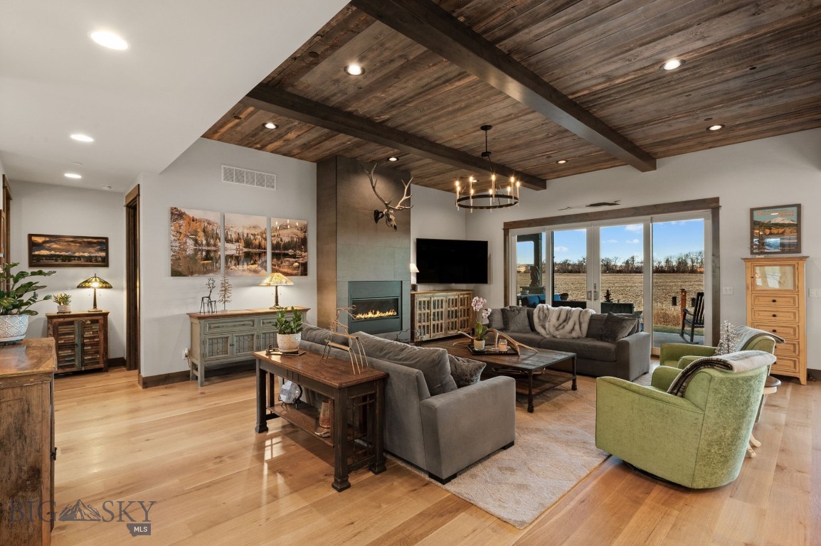 589 Tillyfour Road, Bozeman