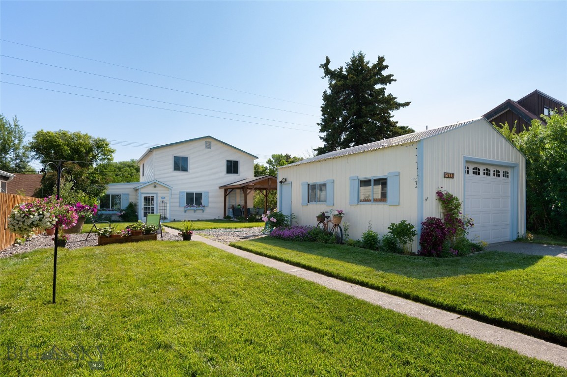 411 S 12th Street, Livingston