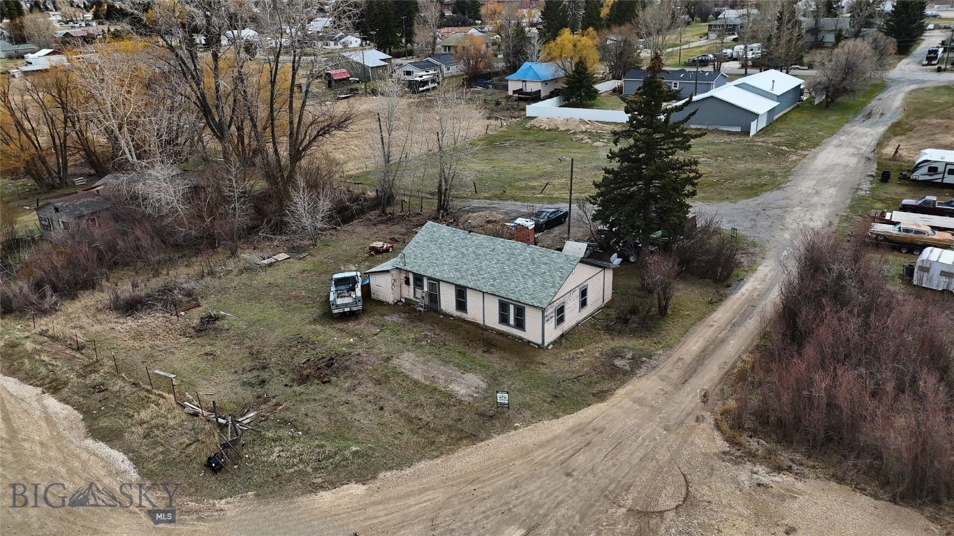 2400 Delaware Avenue, Butte