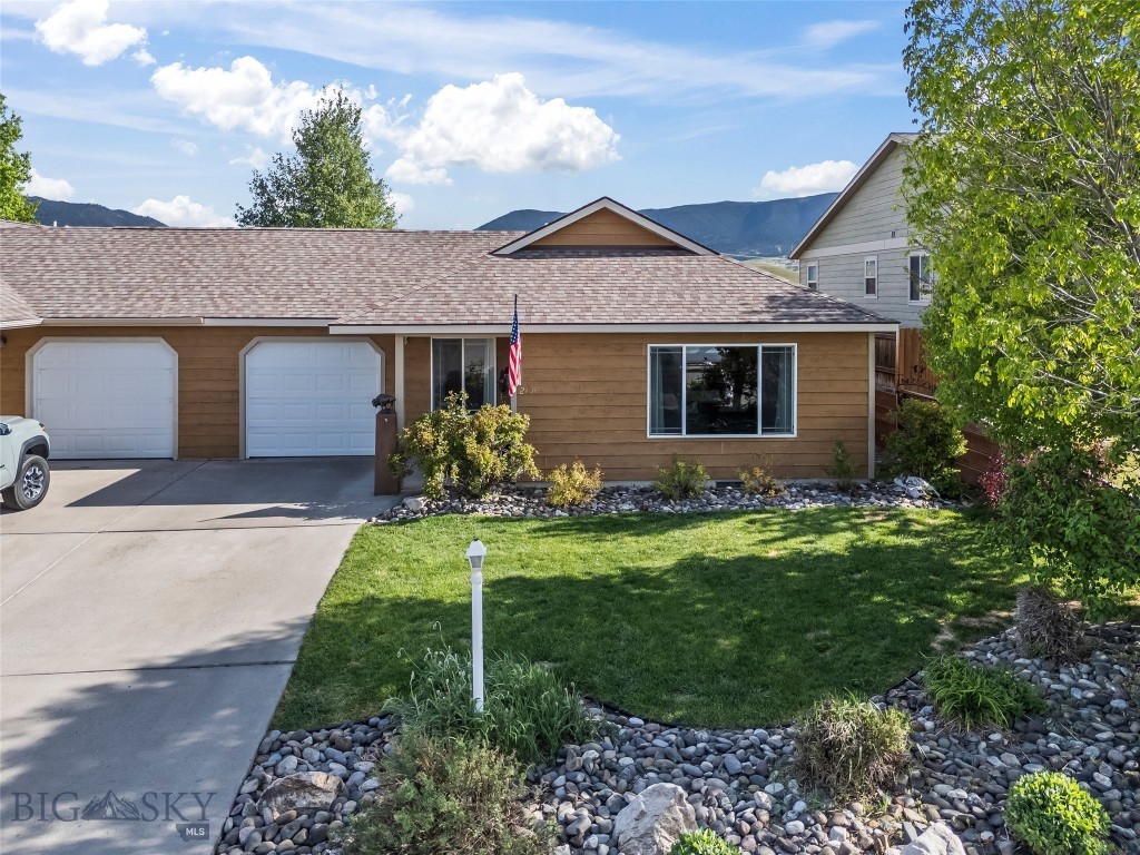 2101 Sun Avenue, Livingston