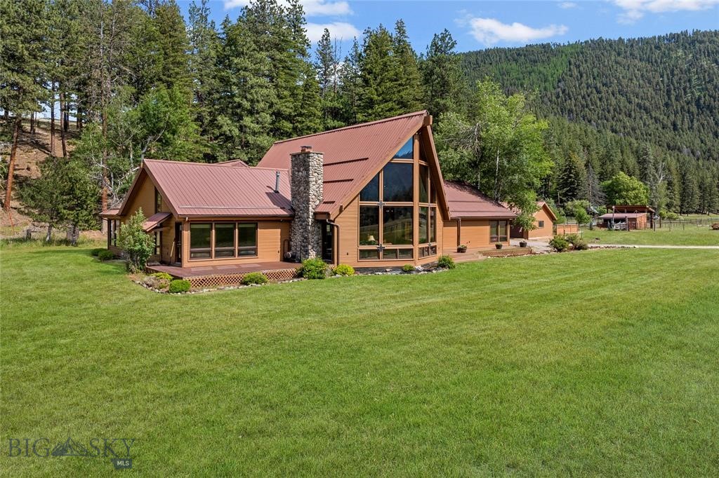 48 Rock Creek Road, Clinton