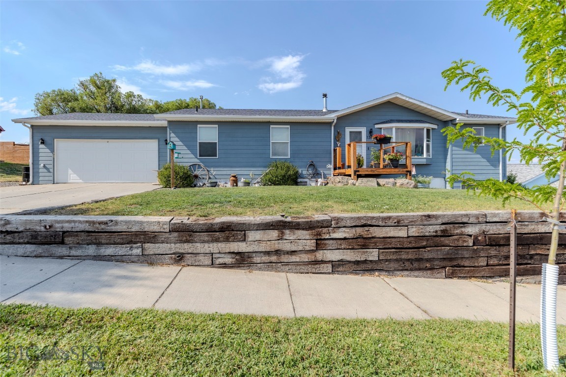 1305 Emigrant Lane, Livingston