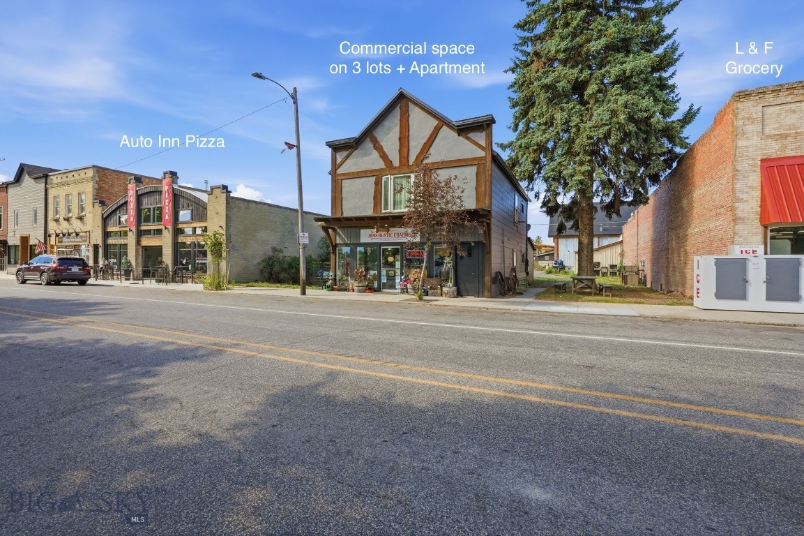 110 E Main Street, Manhattan, Montana