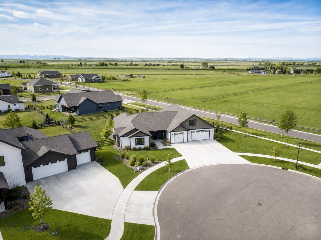 100 Colony Court, Manhattan, Montana