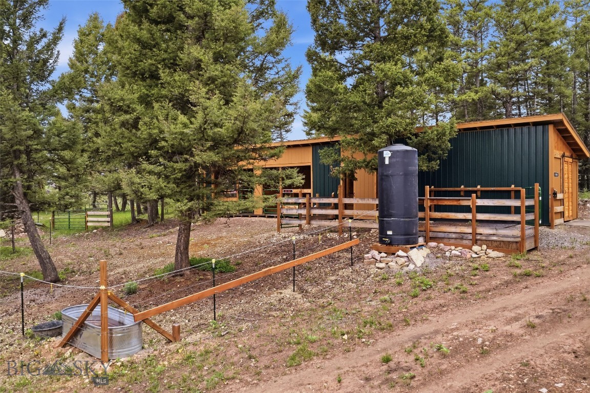 35465 Lessnau Lane, Clinton