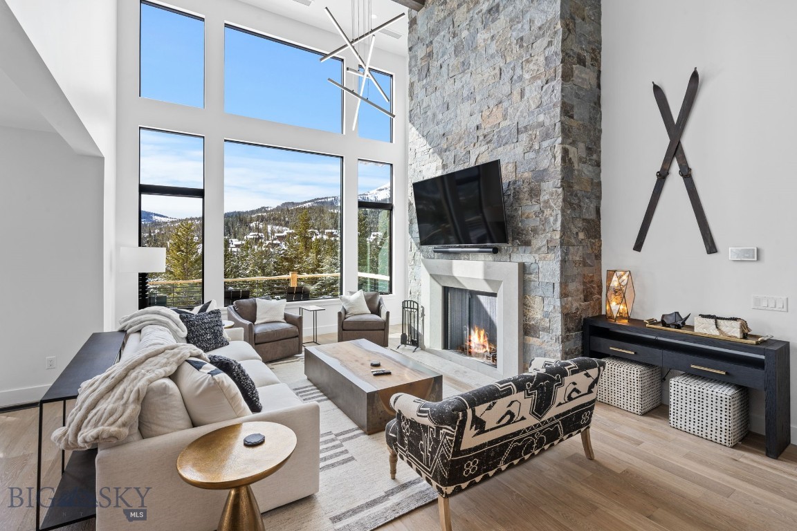 12 Highpoint Drive, Big Sky