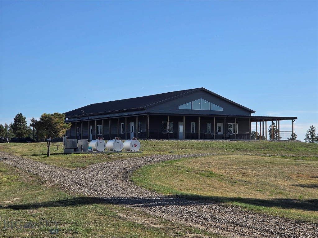 252 Rock Canyon, Hysham, Montana