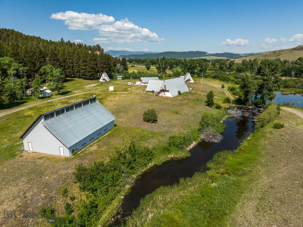 337 Echo Valley Campground Rd, Avon