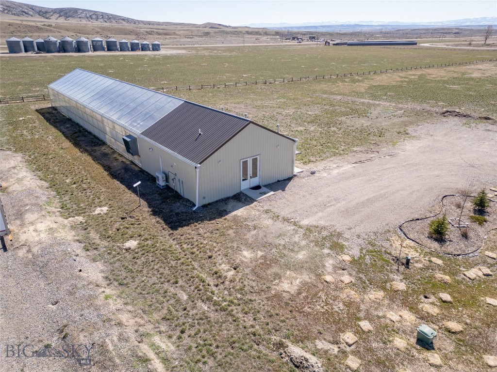 7 Rolling Prairie, Three Forks