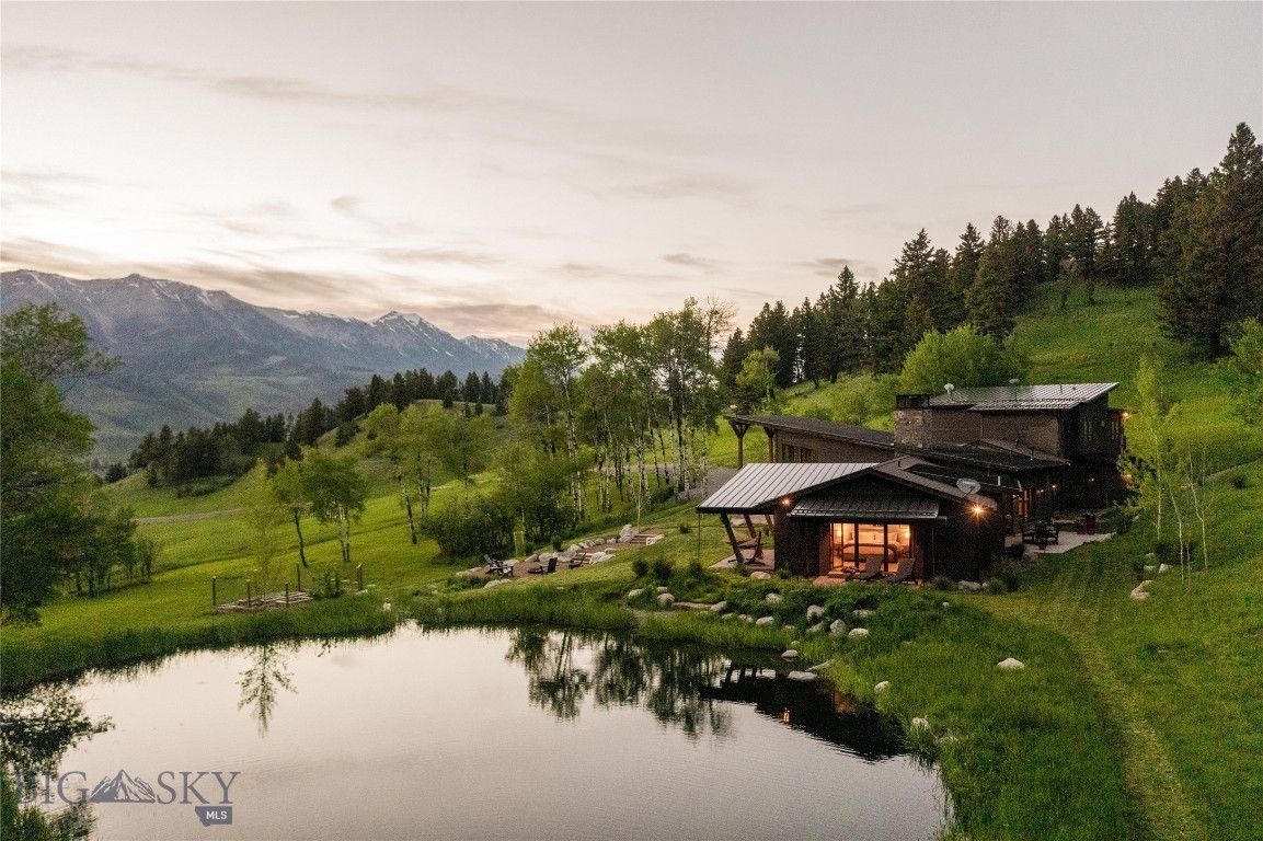 900 Cloud Nine Road, Bozeman