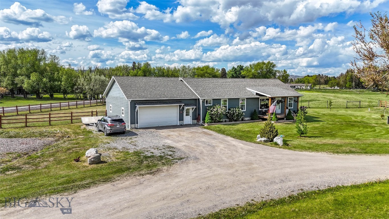 3 Steinway, Livingston