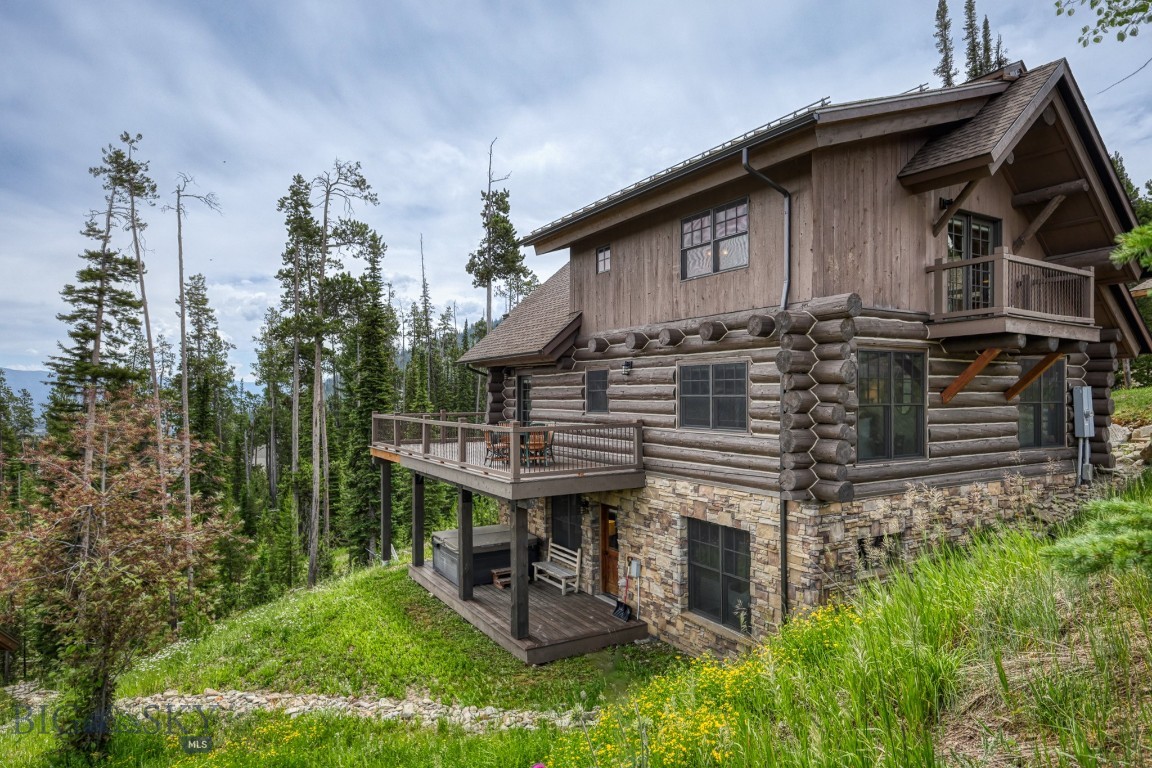 17 Manitou Loop, Big Sky