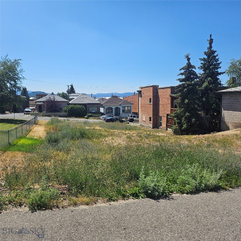 523 W Broadway Street, Butte