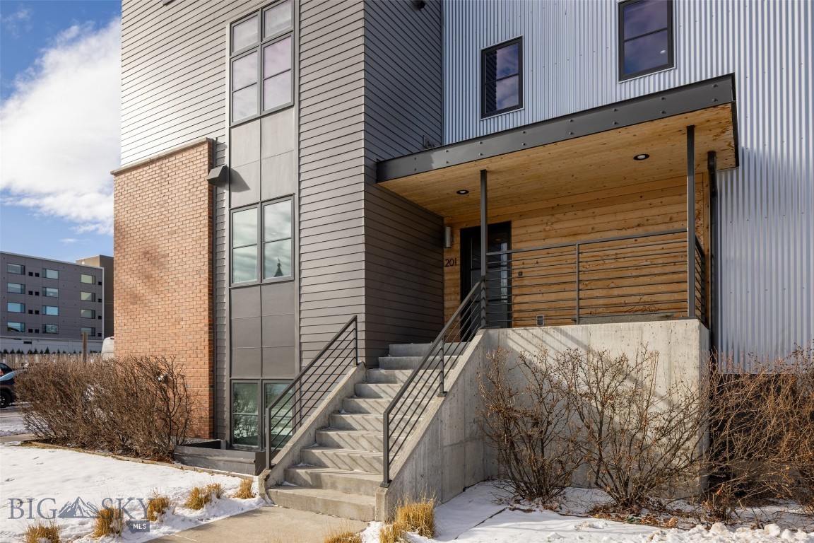 201 & 201 1/2 N Black Avenue, Bozeman