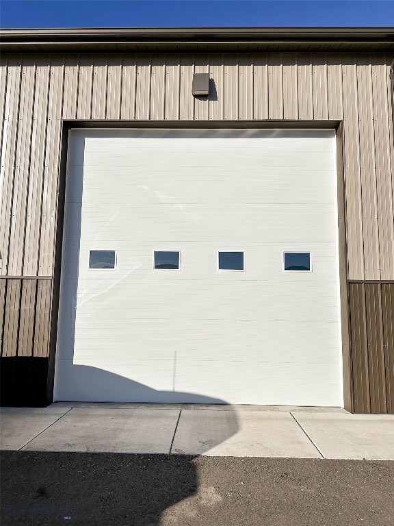 1300 Happy Lane 2, Belgrade