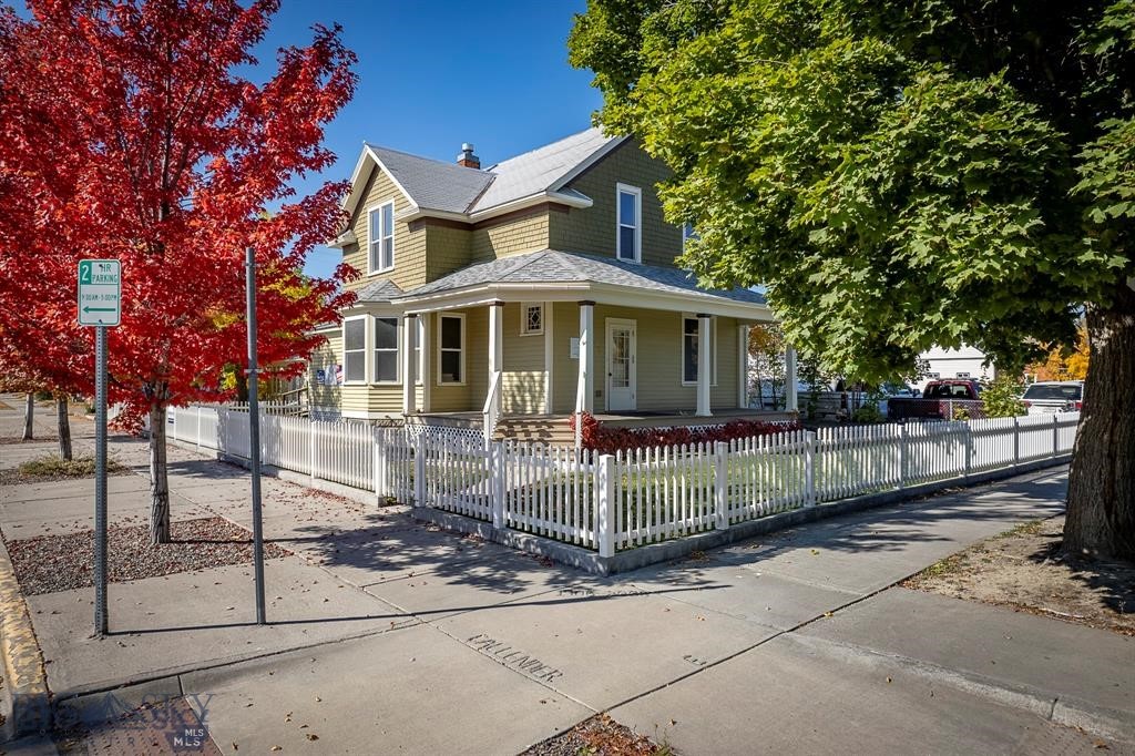 101 N E Street, Livingston, Montana