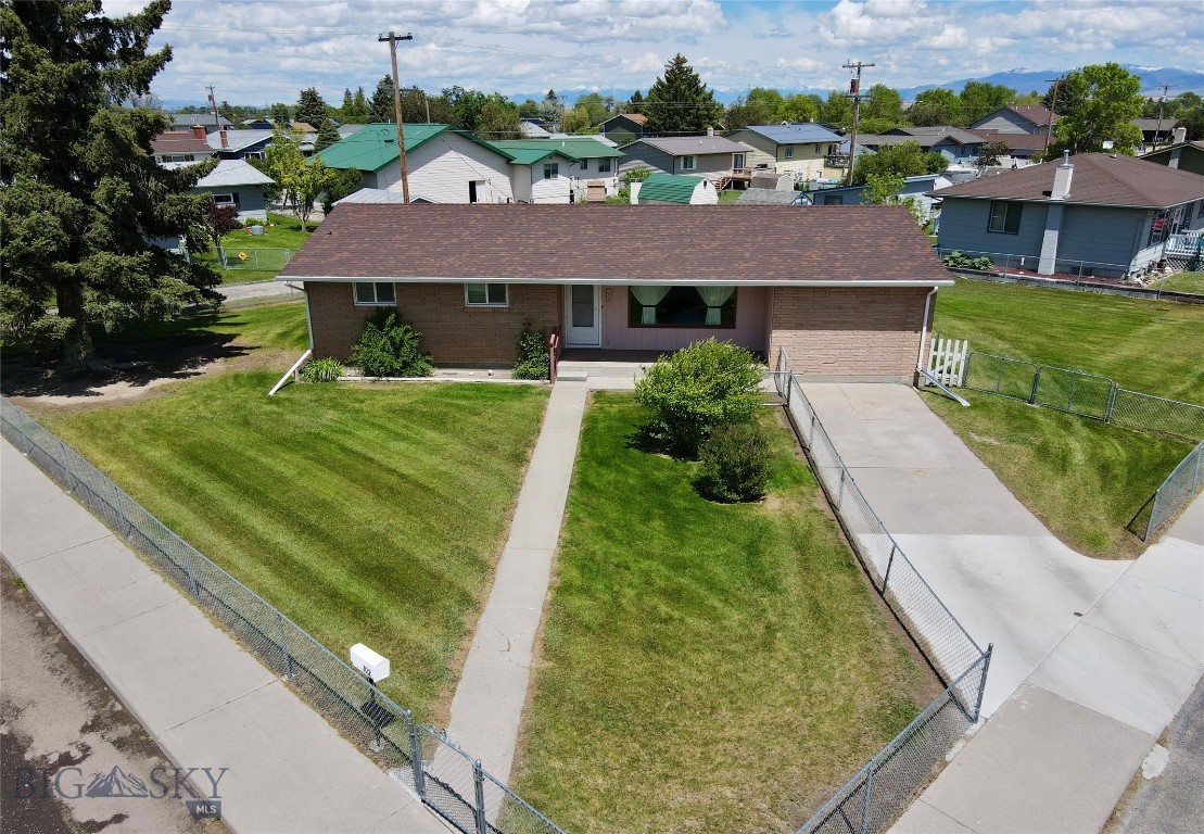 102 Legget Avenue, Dillon, Montana