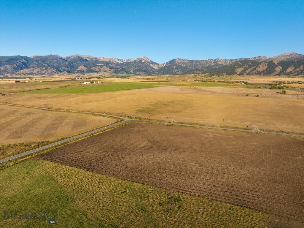 Lot 2 Penwell Bridge Farm, Belgrade, Montana