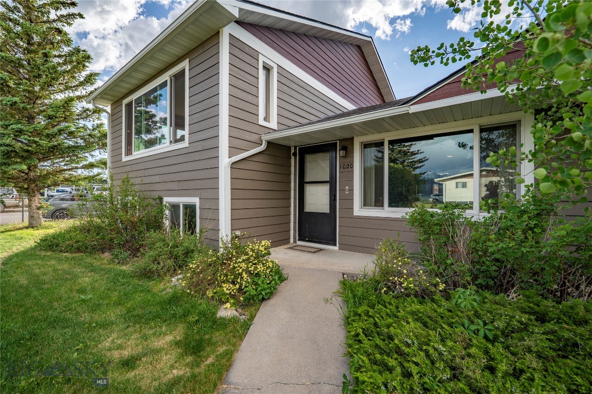 1020 W Gallatin Street, Livingston