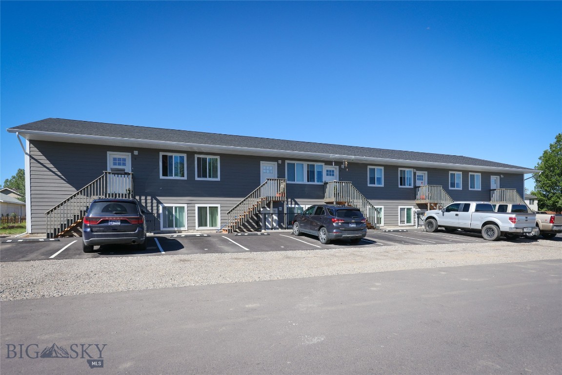 806 W Allison Avenue, Belgrade, Montana