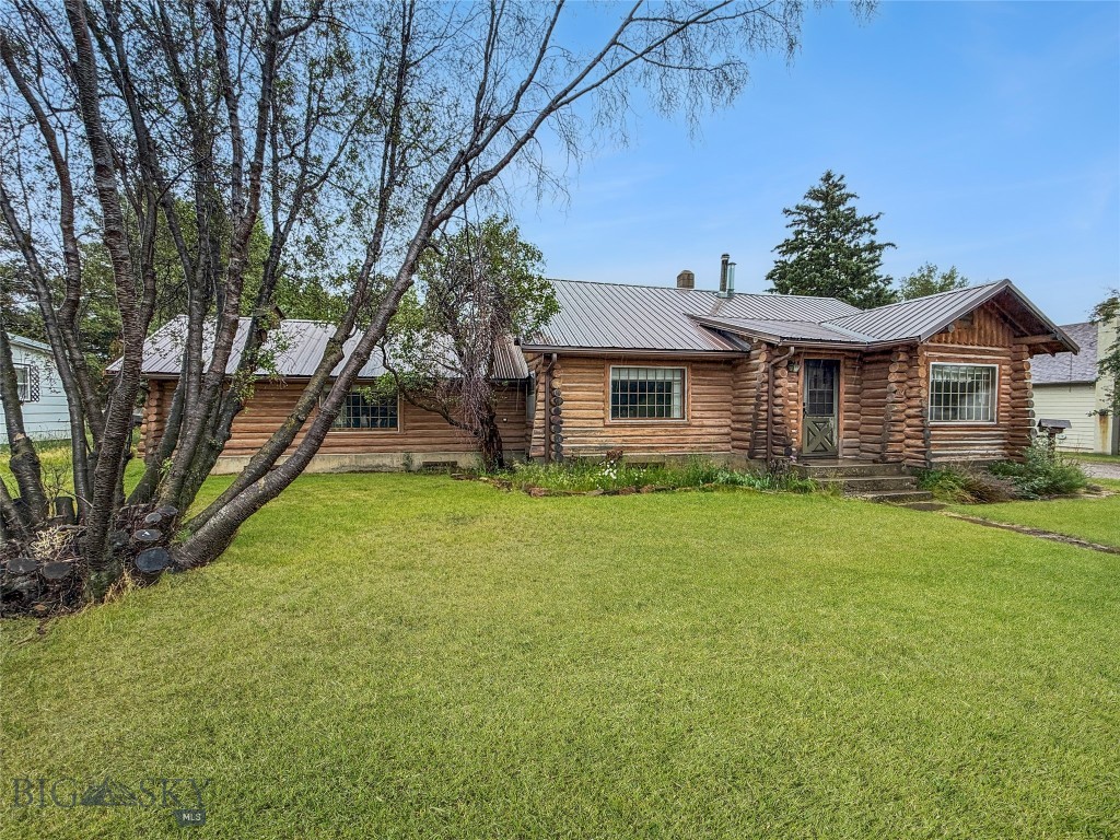 114 E Armitage, Ennis, Montana