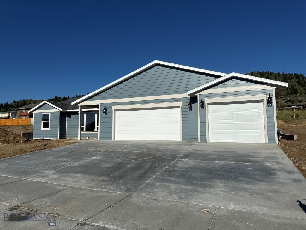 343 Avon Circle, Butte