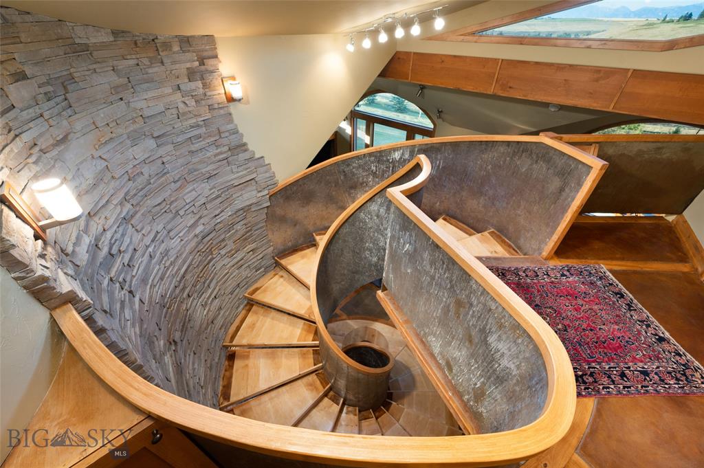 Spiral Staircase, 122 S Big Elk Meadow, Gallatin Gateway, Montana Mountain Home Photo: Spiral Staircase 122 S Big Elk Meadow, Gallatin Gateway, Montana Mountain Home