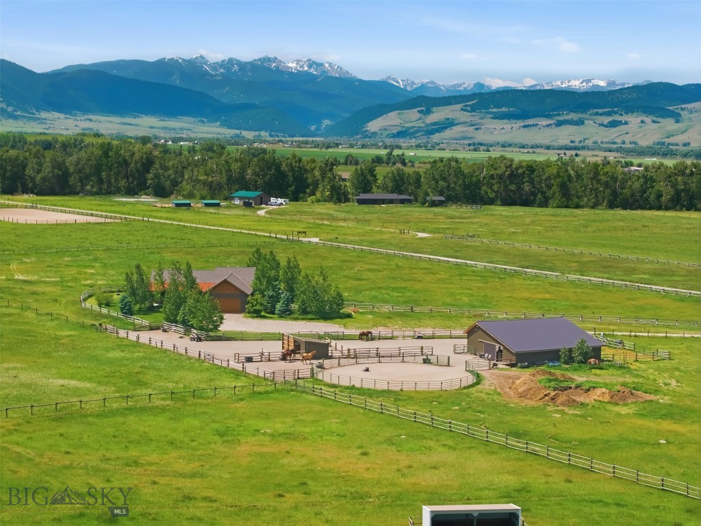 Photo of 11762 Gooch Hill Road - 1785sf - 20 acres - Barn.